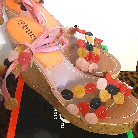 BUCCO Capensis Shoes - Wedge Circles Print Heels - 8 1/2